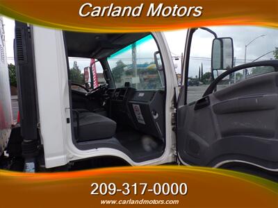 2014 Isuzu NRR w/Liftgate   - Photo 27 - Stockton, CA 95205
