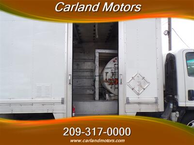 2014 Isuzu NRR w/Liftgate   - Photo 20 - Stockton, CA 95205