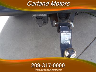 2004 GMC Sierra 2500HD SLT   - Photo 24 - Stockton, CA 95205