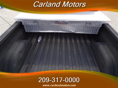 2004 GMC Sierra 2500HD SLT   - Photo 26 - Stockton, CA 95205