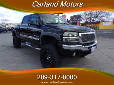 2004 GMC Sierra 2500HD SLT   - Photo 3 - Stockton, CA 95205