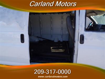 2007 Chevrolet Express 2500   - Photo 17 - Stockton, CA 95205