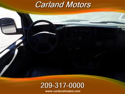 2007 Chevrolet Express 2500   - Photo 14 - Stockton, CA 95205