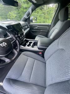 2020 RAM 1500 Big Horn  Night Edition - Photo 15 - Woburn, MA 01801
