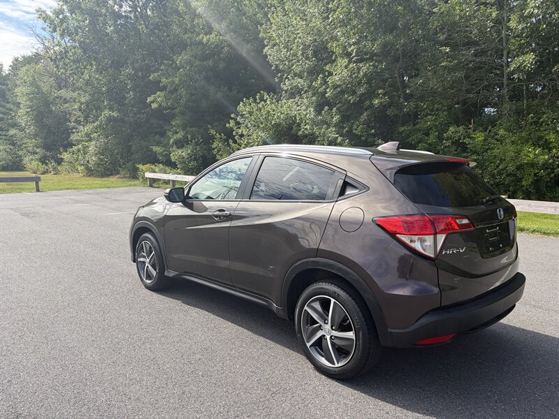 2021 Honda HR-V EX - Photo 8