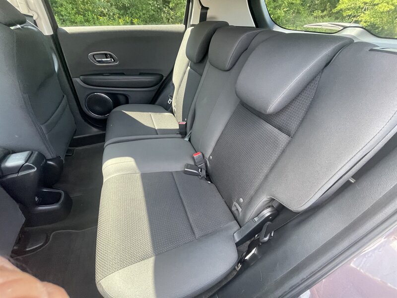 2021 Honda HR-V EX - Photo 13