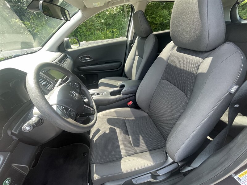 2021 Honda HR-V EX - Photo 10