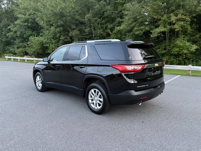 2018 Chevrolet Traverse 1LT - Photo 9