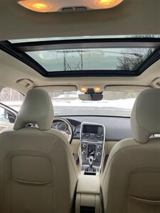 2015 Volvo XC60 T6   - Photo 16 - Woburn, MA 01801