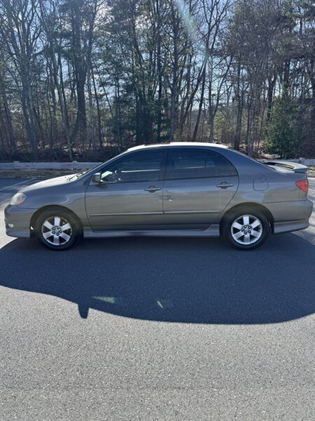 2005 Toyota Corolla S  