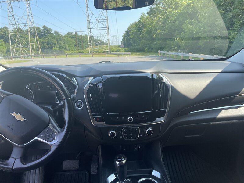 2018 Chevrolet Traverse 1LT - Photo 10