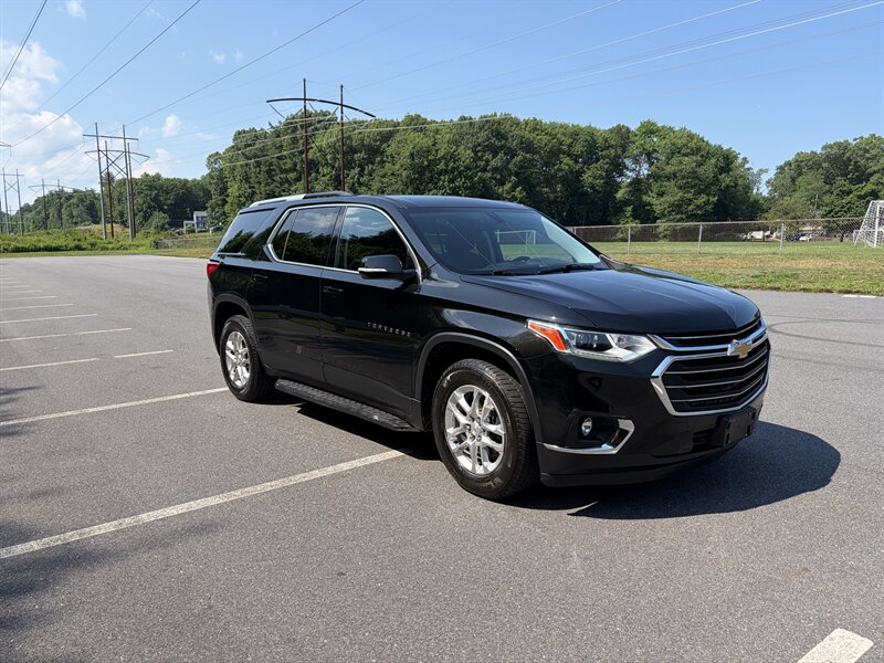 2018 Chevrolet Traverse 1LT - Photo 3