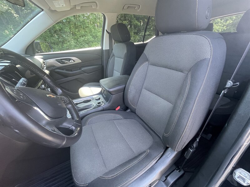 2018 Chevrolet Traverse 1LT - Photo 8