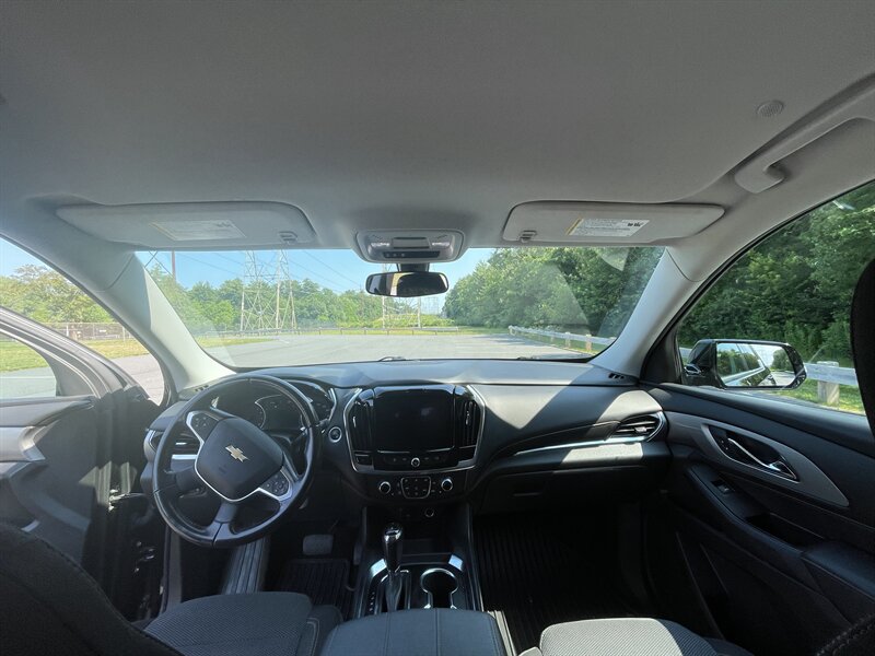 2018 Chevrolet Traverse 1LT - Photo 11