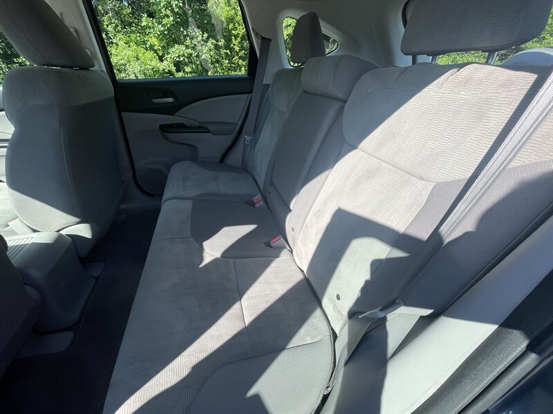 2012 Honda CR-V LX - Photo 12