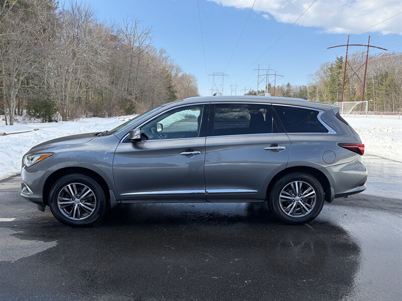 2018 INFINITI QX60   - Photo 1 - Woburn, MA 01801