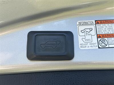 2017 Toyota RAV4 Hybrid LE Plus   - Photo 13 - Burlington, MA 01803