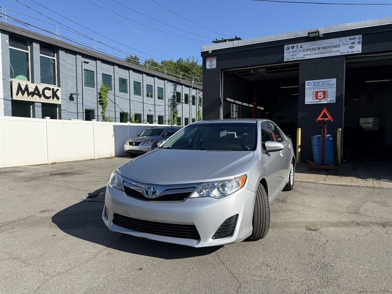 2012 Toyota Camry Hybrid LE  