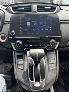 2017 Honda CR-V EX-L   - Photo 8 - Burlington, MA 01803