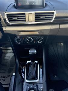 2016 Mazda Mazda3 i Touring   - Photo 8 - Burlington, MA 01803