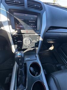 2014 Ford Explorer Limited   - Photo 13 - Burlington, MA 01803