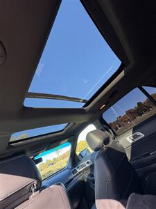 2014 Ford Explorer Limited   - Photo 10 - Burlington, MA 01803