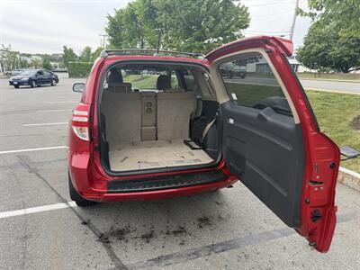 2010 Toyota RAV4 - Photo 6 - Burlington, MA 01803