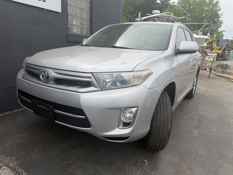 2012 Toyota Highlander Hybrid  
