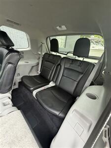 2012 Toyota Highlander Hybrid   - Photo 11 - Burlington, MA 01803