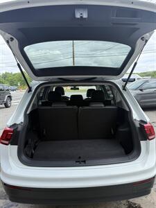 2019 Volkswagen Tiguan SE   - Photo 5 - Burlington, MA 01803