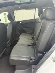 2019 Volkswagen Tiguan SE   - Photo 8 - Burlington, MA 01803