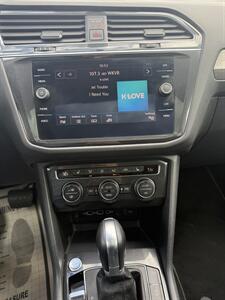 2019 Volkswagen Tiguan SE   - Photo 10 - Burlington, MA 01803