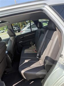 2011 Hyundai SANTA FE Limited   - Photo 7 - Burlington, MA 01803