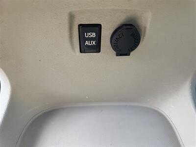 2012 Toyota Sienna XLE 8-Passenger   - Photo 15 - Burlington, MA 01803