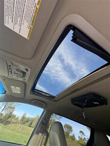 2012 Toyota Sienna XLE 8-Passenger   - Photo 12 - Burlington, MA 01803