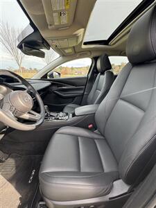 2024 Mazda CX-30 2.5 S Preferred   - Photo 8 - Burlington, MA 01803
