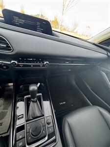 2024 Mazda CX-30 2.5 S Preferred   - Photo 11 - Burlington, MA 01803