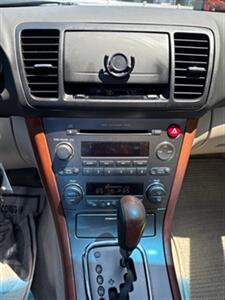 2006 Subaru Outback 2.5i Limited   - Photo 10 - Burlington, MA 01803
