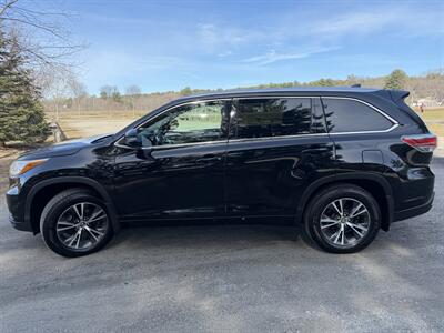 2016 Toyota Highlander XLE   - Photo 3 - Burlington, MA 01803