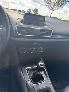 2014 Mazda Mazda3 i Touring   - Photo 8 - Burlington, MA 01803