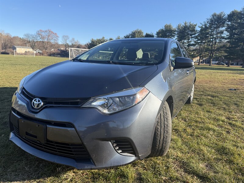 2016 Toyota Corolla LE's photo