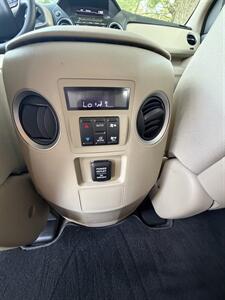 2015 Honda Pilot LX - Photo 9 - Burlington, MA 01803