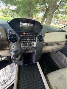 2015 Honda Pilot LX - Photo 13 - Burlington, MA 01803