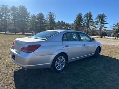 2008 Toyota Avalon XL   - Photo 4 - Burlington, MA 01803