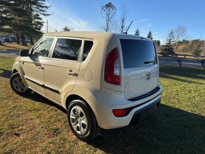 2012 Kia Soul   - Photo 7 - Burlington, MA 01803