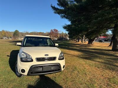 2012 Kia Soul   - Photo 2 - Burlington, MA 01803