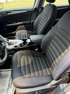 2015 Ford Fusion SE   - Photo 11 - Burlington, MA 01803