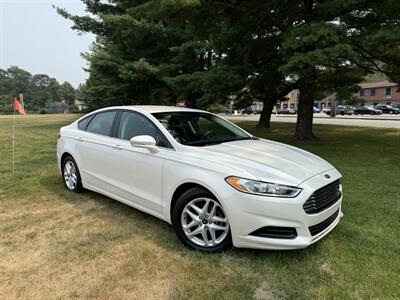 2015 Ford Fusion SE   - Photo 2 - Burlington, MA 01803