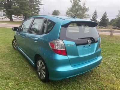 2012 Honda Fit Sport   - Photo 8 - Burlington, MA 01803