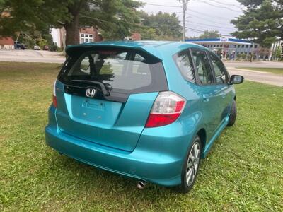 2012 Honda Fit Sport   - Photo 6 - Burlington, MA 01803